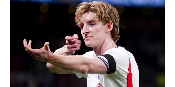 Anthony Gordon kokee, ettei häntä arvosteta riittävästi FC Barcelonassa eikä Englannin maajoukkueessa Anthony Gordon kokee, ettei häntä arvosteta riittävästi FC Barcelonassa eikä Englannin maajoukkueessa